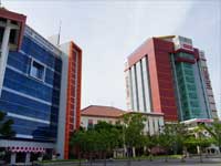 MH UM SURABAYA Nomor Foto Home 1
